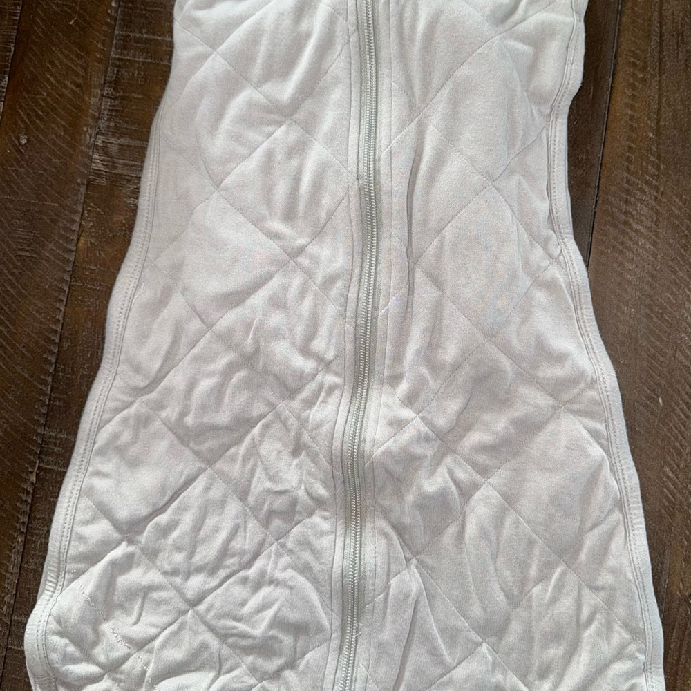 Dreamland weighted sleep swaddle - Picture 7 of 7